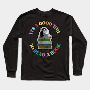 It’s a Good Time to Read A Book Shirt Womens Graphic Tees Book Lovers Tshirts Teacher Bookworm Reading Long Sleeve T-Shirt